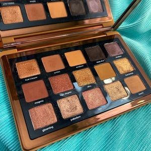 NATASHA DENONA PALETTE 🤎